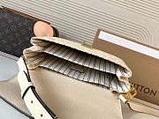 Louis Vuitton Pochette Métis Creme M46552 25 x 19 x 7 cm - 2