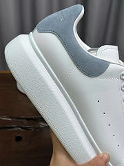 Alexander McQueen Oversized White Grey Blue (Women's) 553770WHGP79412/553770WIEF19412 - 2