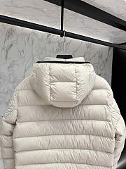  Moncler Gardy Short Down Jacket with Hood White 31188846 - 3