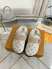 Louis Vuitton Cosy Flat Comfort Closed Mule 1AITRU - 2