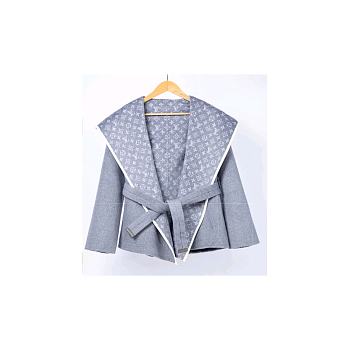 Louis Vuitton Reversible Short Hooded Wrap Coat Mouse Grey 1AJESW
