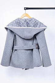 Louis Vuitton Reversible Short Hooded Wrap Coat Mouse Grey 1AJESW - 6
