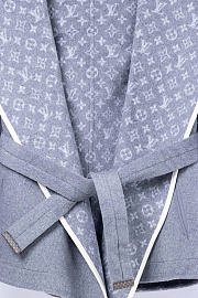 Louis Vuitton Reversible Short Hooded Wrap Coat Mouse Grey 1AJESW - 2