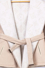 Louis Vuitton Reversible Signature Short Hooded Wrap Coat 1AFSJQ - 2