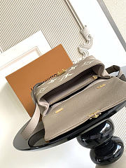 Louis Vuitton Madeleine MM M46041 30 x 19.5 x 11 cm - 3