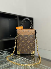 Louis Vuitton Camera Box M82465 12.5 x 17.6 x 6 cm - 4
