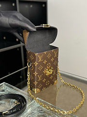 Louis Vuitton Camera Box M82465 12.5 x 17.6 x 6 cm - 2