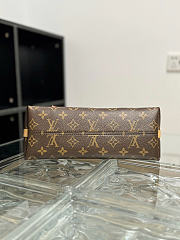 Louis Vuitton CarryAll PM M46203 29 x 24 x 12 cm - 3