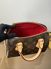 Louis Vuitton Speedy Bandoulière 20 Beige M46222 8.1 x 5.3 x 4.7 inches - 5