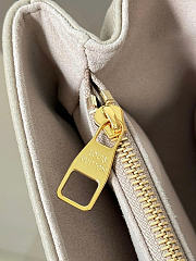 Louis Vuitton Pochette Métis East West Tourterelle Crème M23081 21.5 x 13.5 x 6 cm - 4