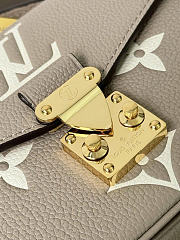 Louis Vuitton Pochette Métis East West Tourterelle Crème M23081 21.5 x 13.5 x 6 cm - 3