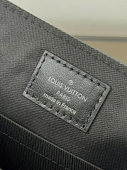 Louis Vuitton District PM Monogram Eclipse M46255 26 x 20 x 7 cm - 2