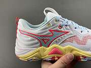 Mizuno Wmns Wave Momentum Elite 'White Calypso Coral' V1GC251235 - 2