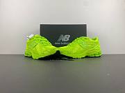 New Balance 1906R ASOS Exclusive Neon Green M1906RAA - 4