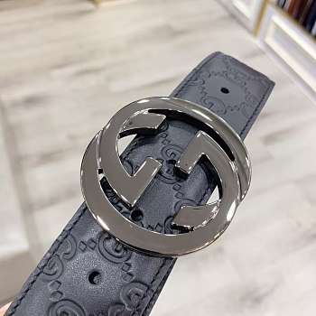 Belt with Interlocking G buckle