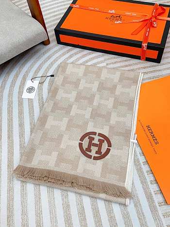 HERMES Scarf 20241015B1 Size 40x200cm Beige