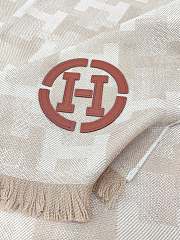 HERMES Scarf 20241015B1 Size 40x200cm Beige - 2