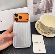 Rimowa Iphone17Pro Case Silver - 2