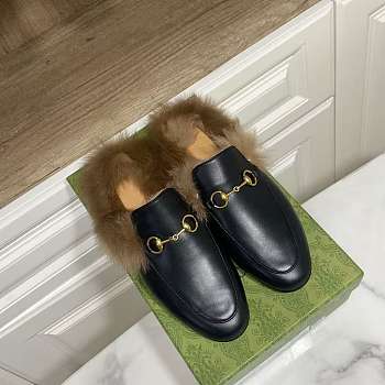 Gucci Princeton Fur Lined Loafer in Black