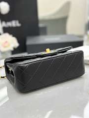 Chanel Mini Flap Bag Metal Ball Black Lambskin Size 13 × 20 × 7 cm - 3