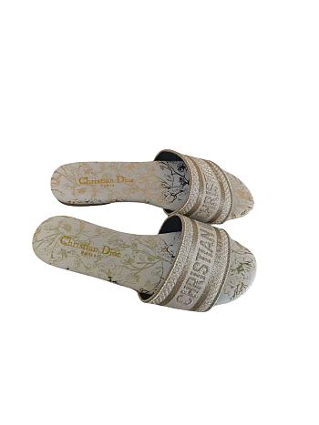 Dior Dway slides in white and gold