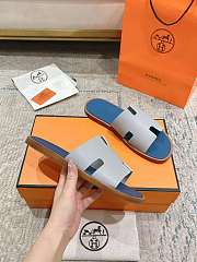 Hermès Izmir sandals in grey and blue leather H221824ZH68400 - 3
