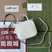 Gucci Blondie top handle bag white 744434 SIZE 17x15x9CM - 2