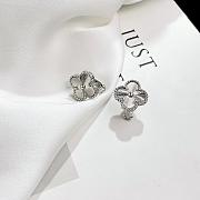 VCA high-jewelry four-leaf clover earrings  - 2