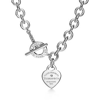 Tiffany & Co Heart Tag Necklace in Silver 41cm