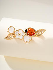 VCA The Lucky Spring collection features brooches - 4