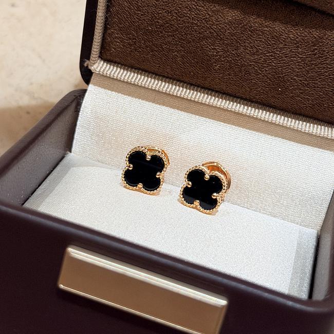 Vanka Mini Four-Leaf Clover Earrings - 1