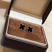 Vanka Mini Four-Leaf Clover Earrings - 3