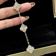 Van Cleef & Arpels five-flower laser-cut full diamond bracelet - 4