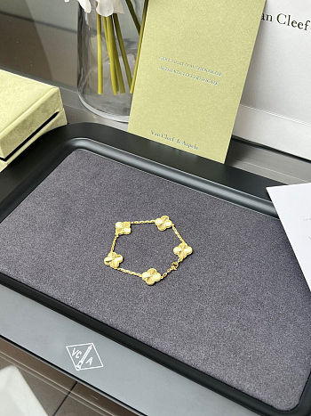 VCA Gold Laser Five-Flower Bracelet