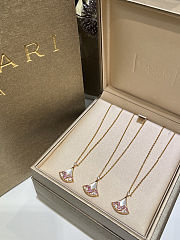 BVLGARI Diamond-Studded White Mother-of-Pearl Fan-Shaped Rose Gold Necklace - 5