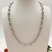 Tiffany's Latest U-Shaped Silver Necklace - 4