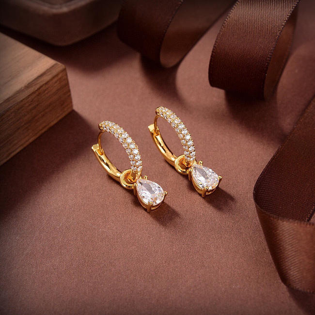 Celine's new artistic earrings - 1