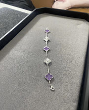 Van Cleef & Arpels VCA Laser-Engraved Violet Five-Flower Bracelet - 4