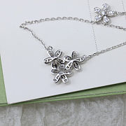 Van Cleef & Arpels Flower Necklace - 5