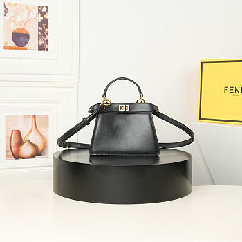Fendi Peekaboo I see u black handbag 20cm