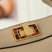 Fendi Peekaboo I see u beige handbag 20cm - 2