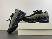 Nike Air Max 95 SP Undefeated Geo La Brea Medium Olive IB4523-200 - 4