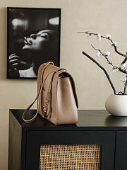 Chanel 2026 Spring/Summer runway collection Beige shoulder bag 33x23x11cm - 5
