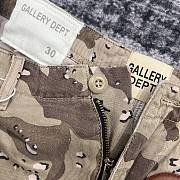 Gallery dept Camouflage Patchwork Distressed Shorts - 2