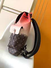 Louis Vuitton Christopher MM in Monogram Pigment canvas 41 x 48 x 13 cm  - 3