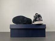 Air Jordan 1 Low SE Iced Carmine (Women's) II0595-001 - 3