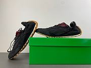 Bottega Veneta Orbit Flash Black Dark Apple Candy 855200 V65D1 1021 - 3