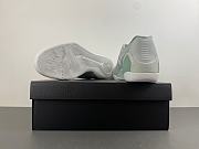 Nike Kobe 9 EM Low Protro Light Silver Steam IH1401-003 - 4