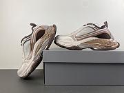 Balenciaga Triple S.2 Gradient Beige 865849 WTRS2 2290  - 2