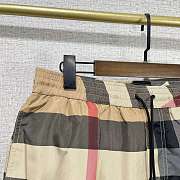 Burberry Check Swim Shorts - 5